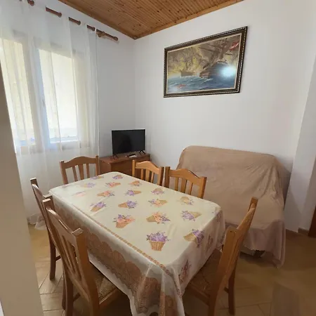 Апартаменты Orikum Holiday Apartaments Орикум