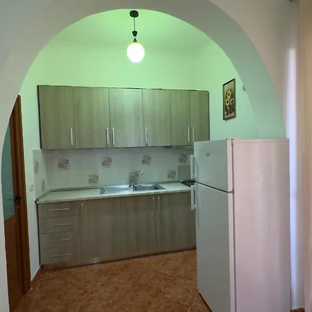 Orikum Holiday Apartaments * オリクム